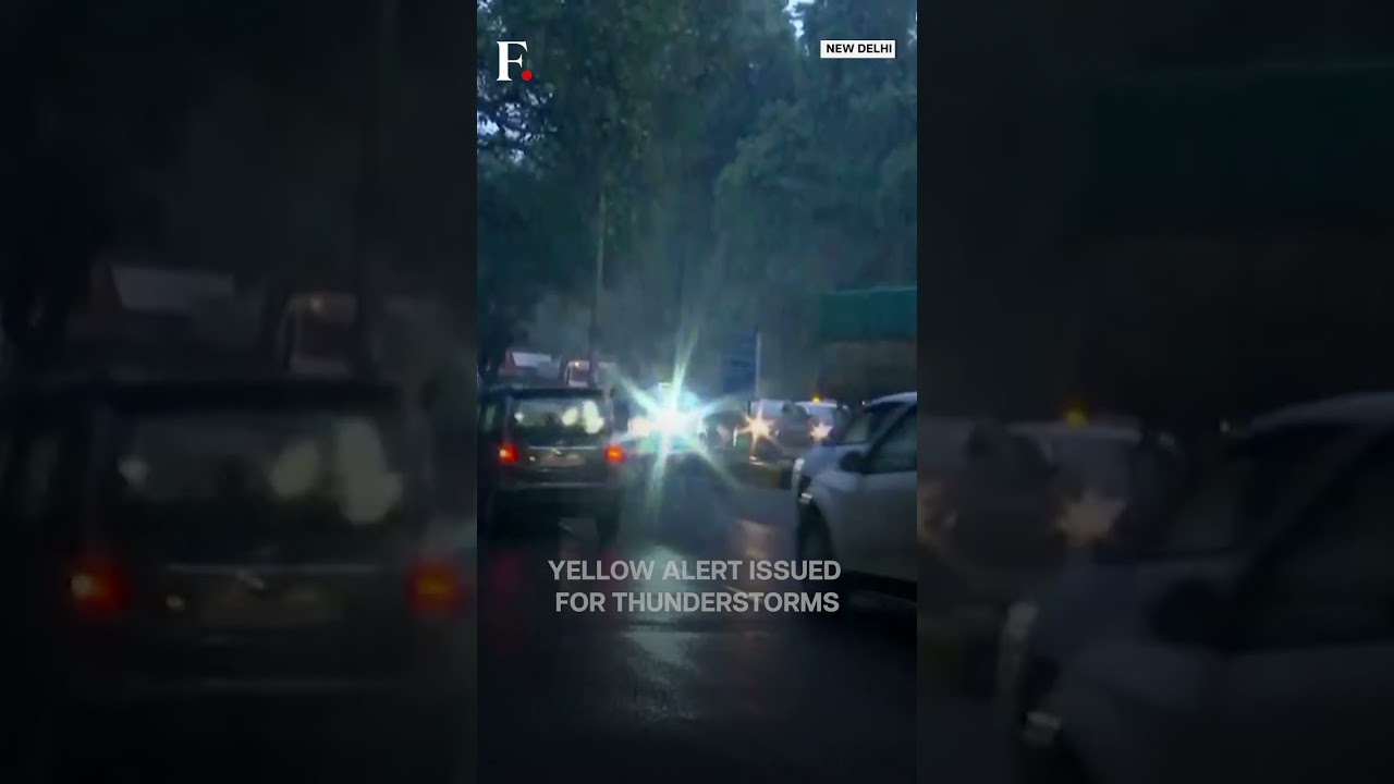 India: Light Showers In Delhi NCR, Yellow Alert Issued For Thunderstorms | Subscribe To Firstpost