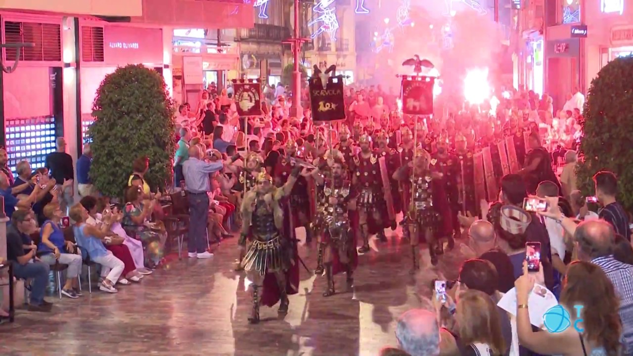 Desfile de Carthagineses y Romanos