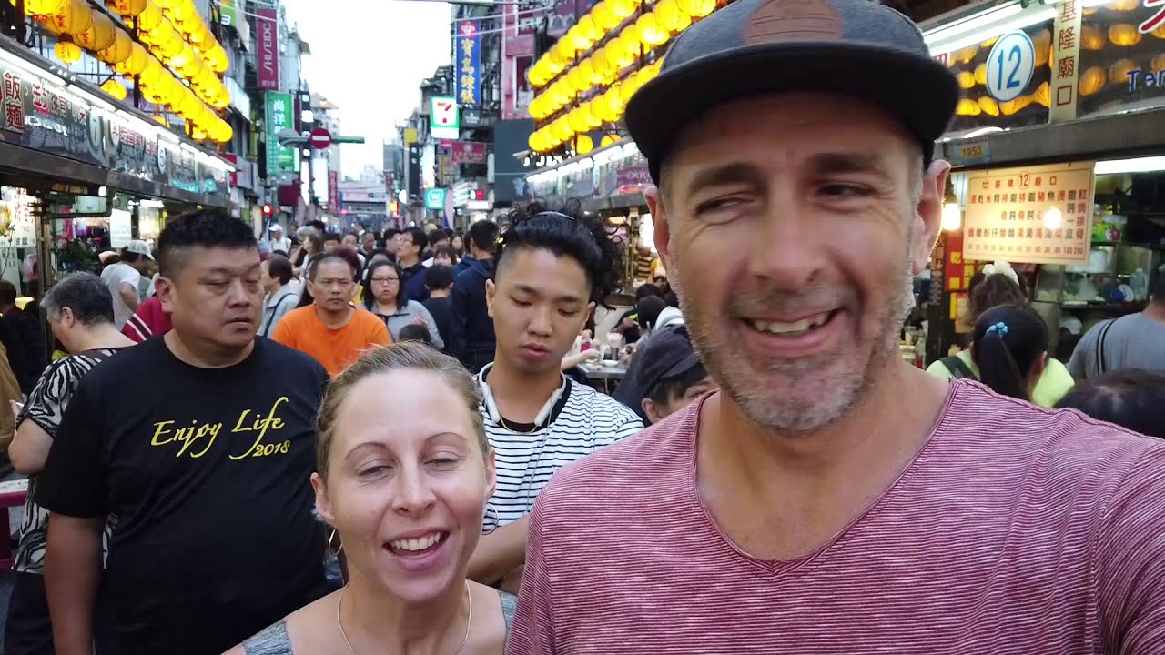 S19EP14 | TAIWAN | KEELUNG NIGHT MARKET!