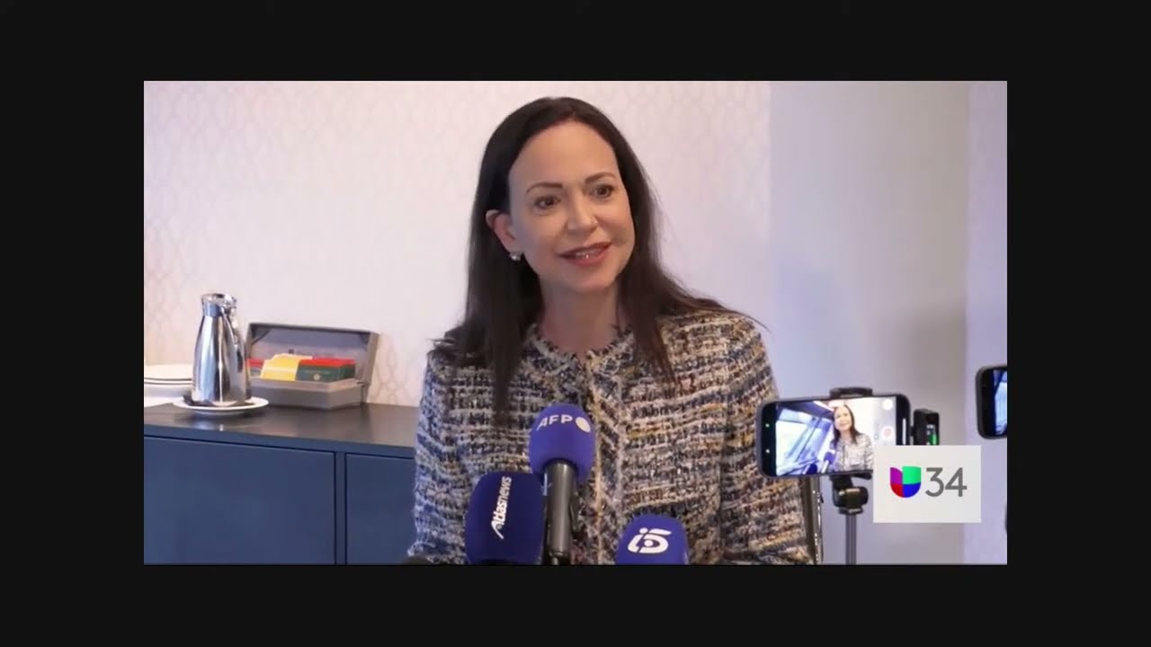 Noticiero Digital: Maduro y su esposa se presentan en la corte en NY, as&iacute; se defendieron