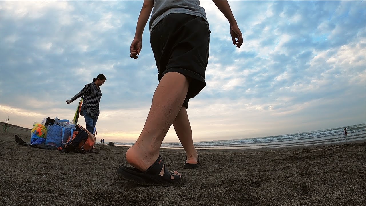 30分鐘！騎gogoro從桃園市區到海邊美麗秘境｜玩水玩沙看夕陽景點｜台灣小旅行【阿宅爸爸】