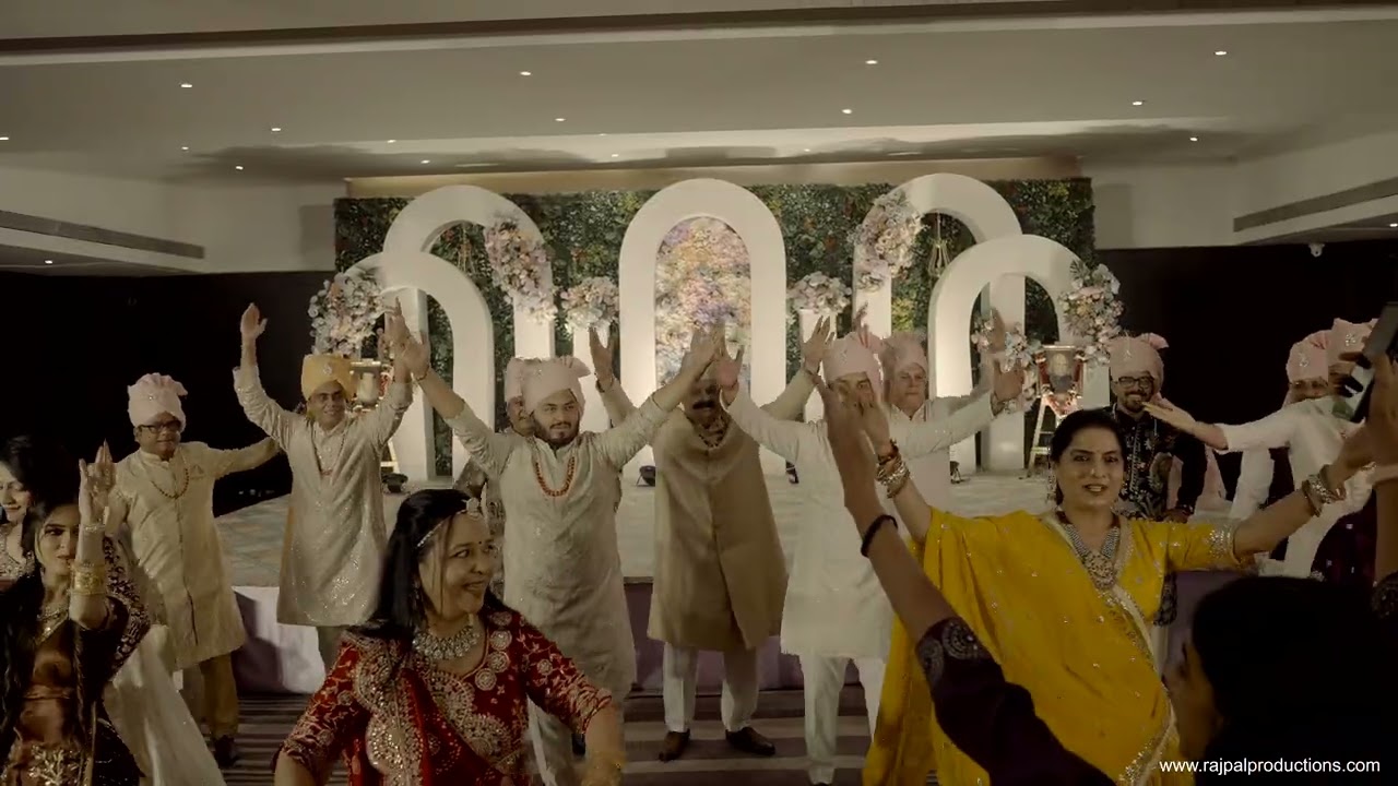 Family Sangeet Dance Performance | Ghani Khamma & Shubh Din | Wedding Celebration