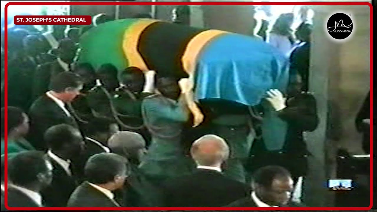 Tazama Mwili wa Hayati J.K Nyerere Ulivyoingizwa Kanisa Kuu la Mt. Yosefu Ukisindikizwa na Maaskofu