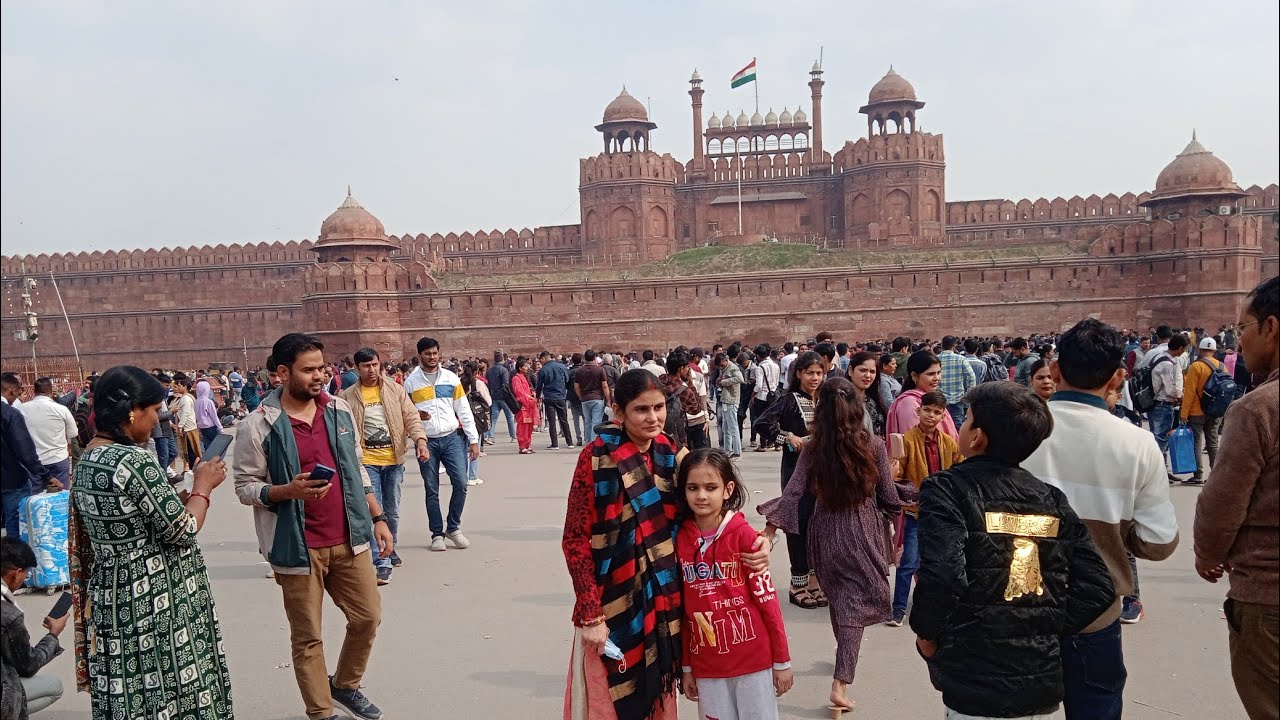 @ Vinay Avni Akansha # live video @ in the Red fort 