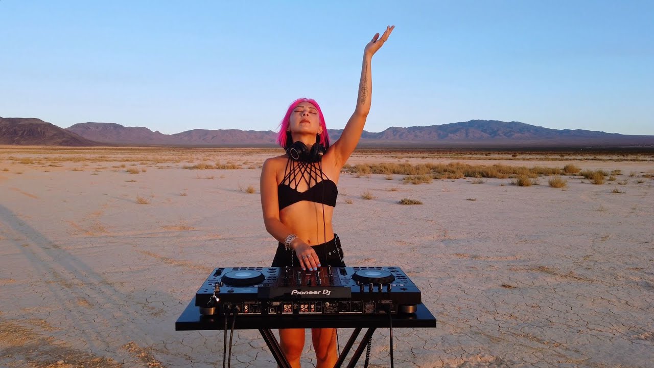 sunset mix to feed your soul | progressive/melodic house & techno | TAY X Live @ Jean Dry Lake Bed