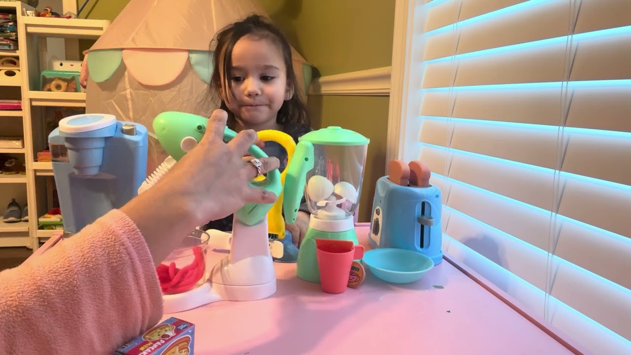 UNBOXING KITCHEN APPLIANCE PLAY SET KID CONNECTION 26 pcs.