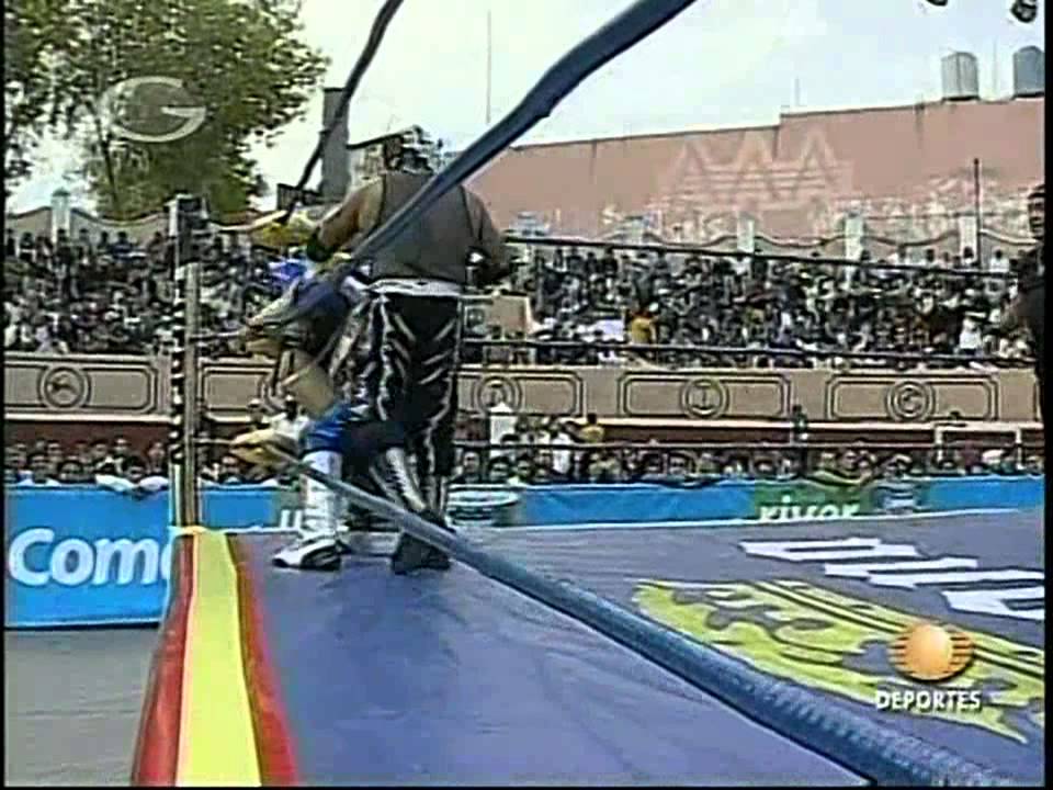 AAA: Fabi Apache, Aero Star vs. Oriental, Cinthia Moreno [AAA Mixed Tag]