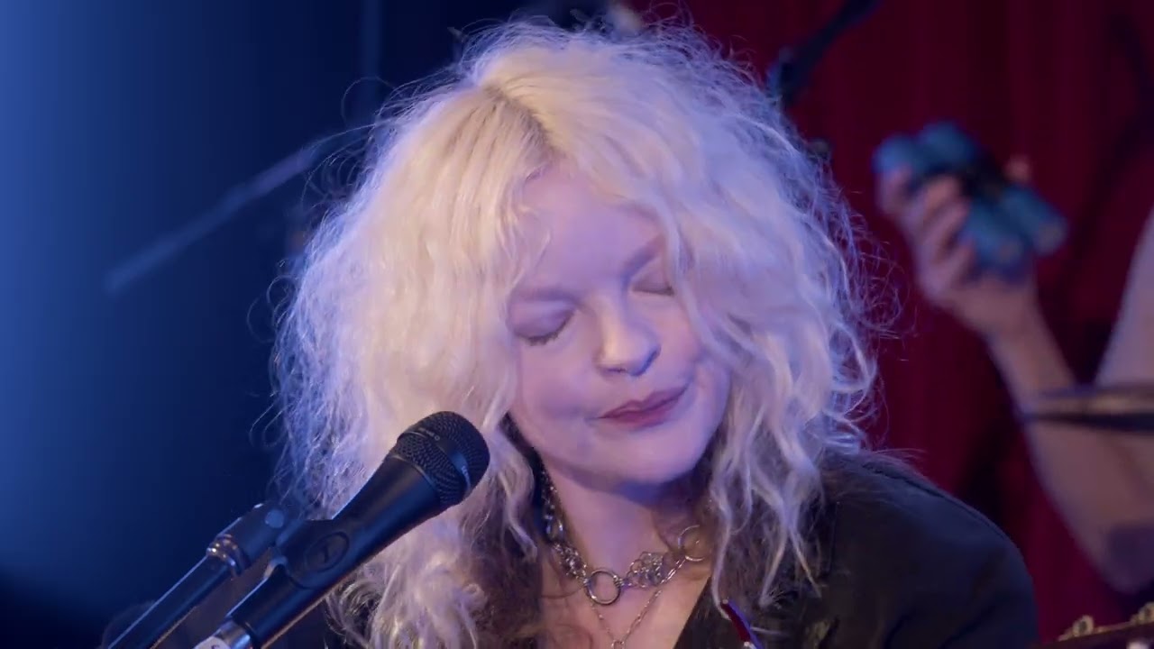 Jessica Pratt - Fare Thee Well (Live at Triple R)