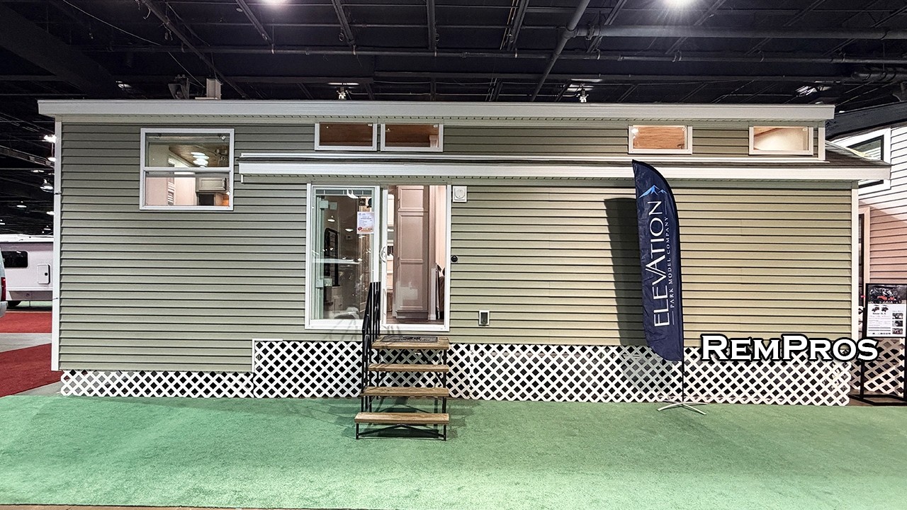 Elevation Park Model 5-Series with Outdoor Storage