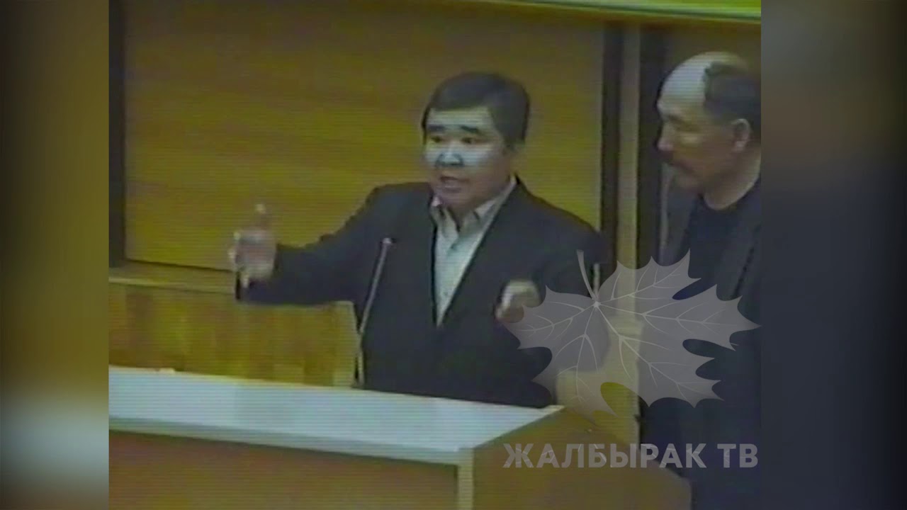 Сиз көрө элек тарыхий ВИДЕО. Текебаев Бакиевди өкмөт башчылыкка сунуштап...