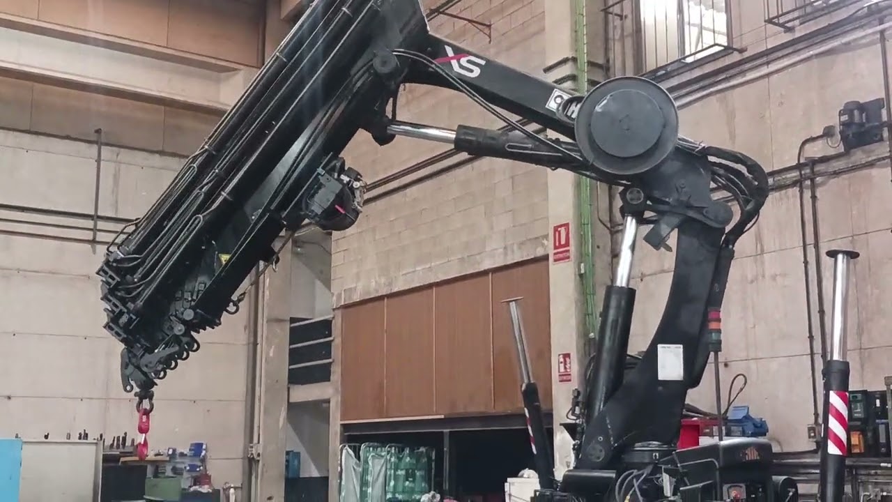 Grúa Usada HIAB 288 E7 HIPRO CE-2300212 probada y revisada con buenas prestaciones | Transgruas