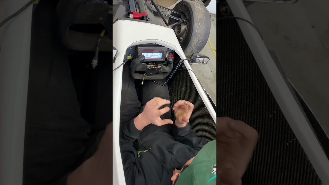 Rolling road set up of our Formula Renault 2.0 paddle shift system