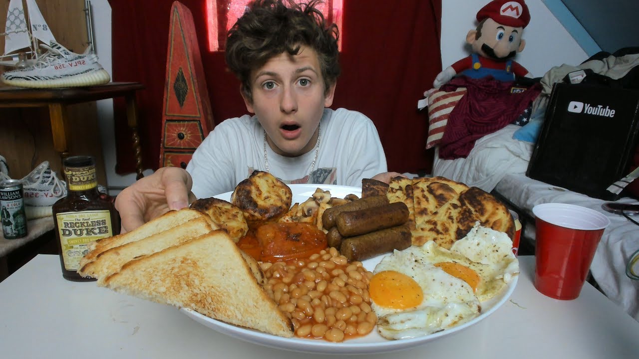 SCOTTISH BREAKFAST MUKBANG😱!| TRADITIONAL SCOTTISH BREAKFAST 4 2 0 🏴󠁧󠁢󠁳󠁣󠁴󠁿