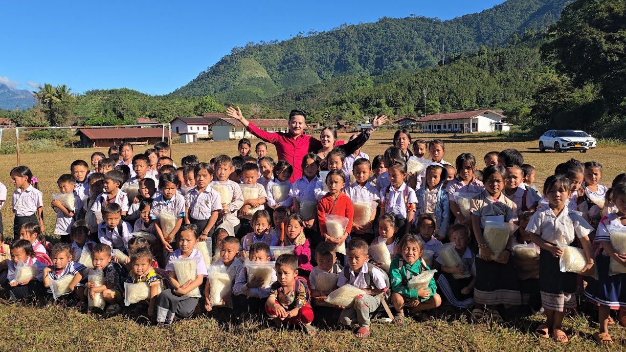 Muab fawm pab rau me nyuam ນັກຮຽນ zos naj poom     15 ທັນວາ 2025