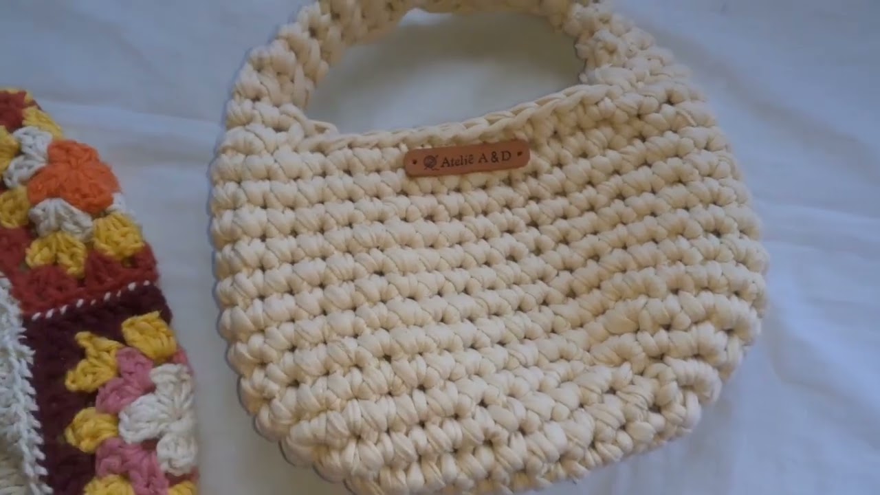 Bolsa Floral e Bolsa Tik tok.