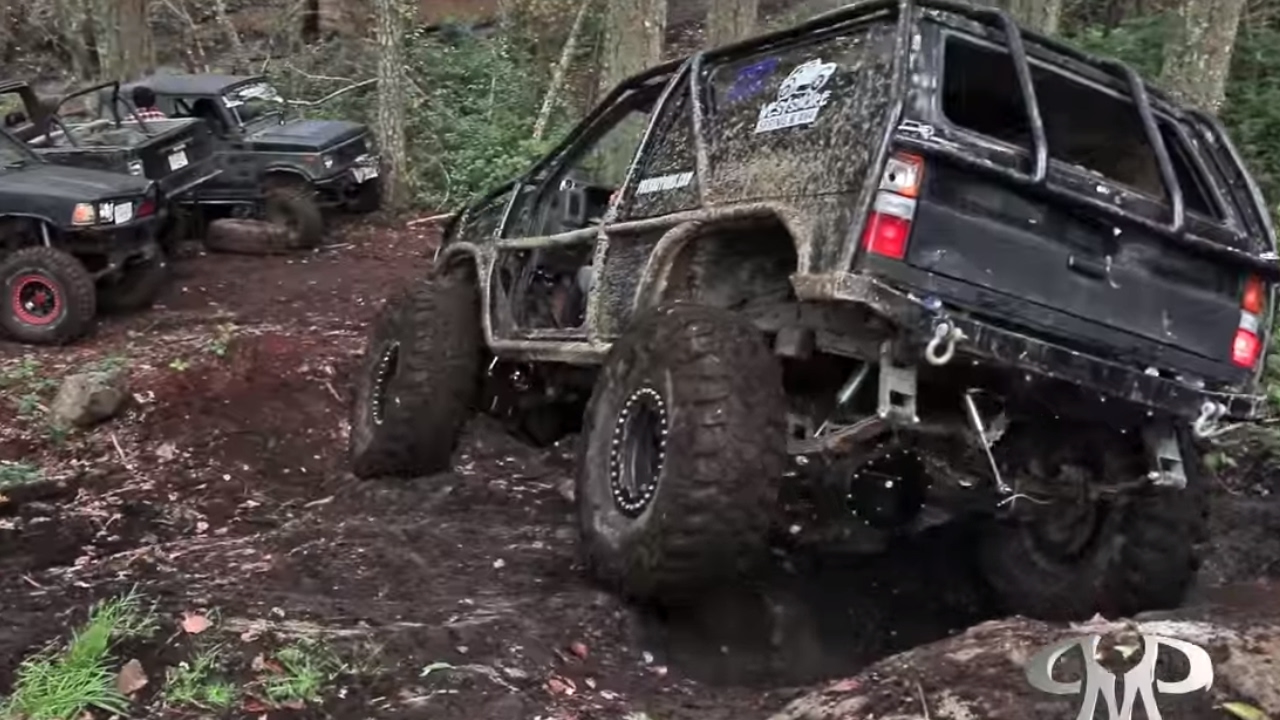 Pathmaker Rig Trail Wheeling at Frogstompers OHV Park Fall Off road Fun Day - S2E19