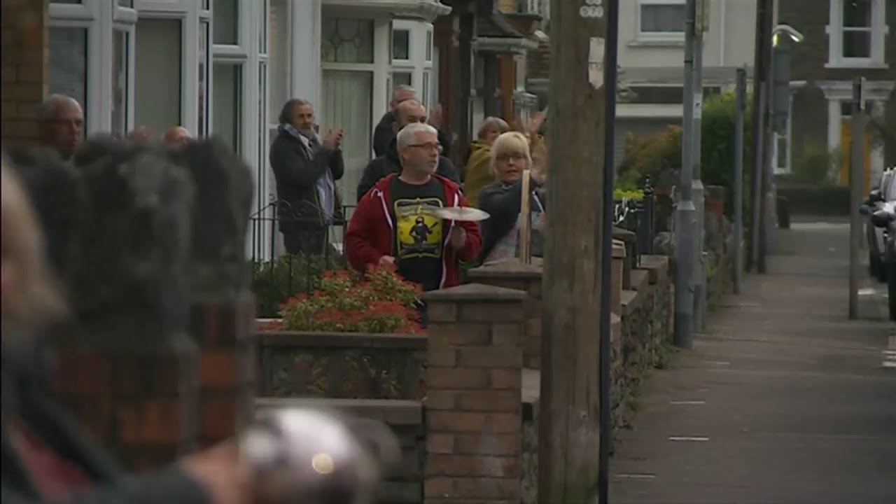 Coronavirus (Covid-19) 'Clap for Our Carers' week 2 (UK) - ITV & London News - 2nd April 2020