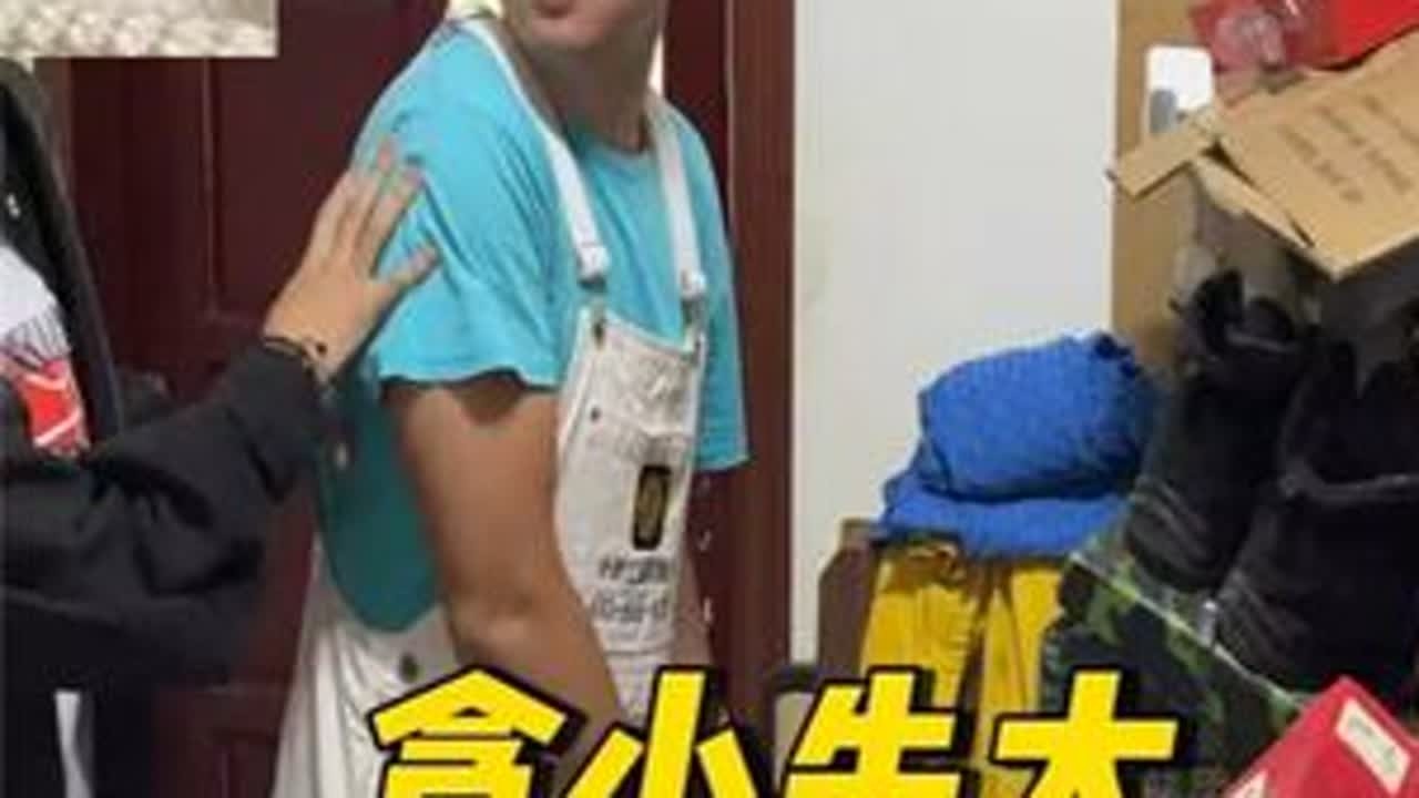 一向有洁癖的老人，突然疯狂捡垃圾堆满屋子，退休金充足却非要等高价再卖，种种反常背后，到底是因为点啥？#断舍离 #计时工牌油污净 #家政 #厨房重油污