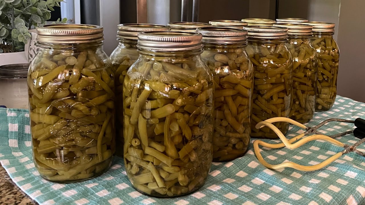 Pressure canning green beans #canning #preserving #greenbeans