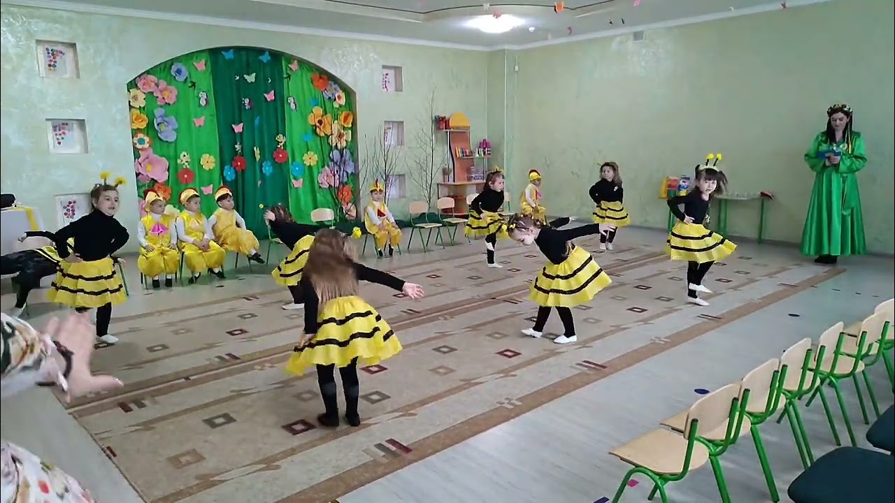 танець Бджілок, танок Бджіл, друга молодша група @АдріанаМальчук , ЗДО 