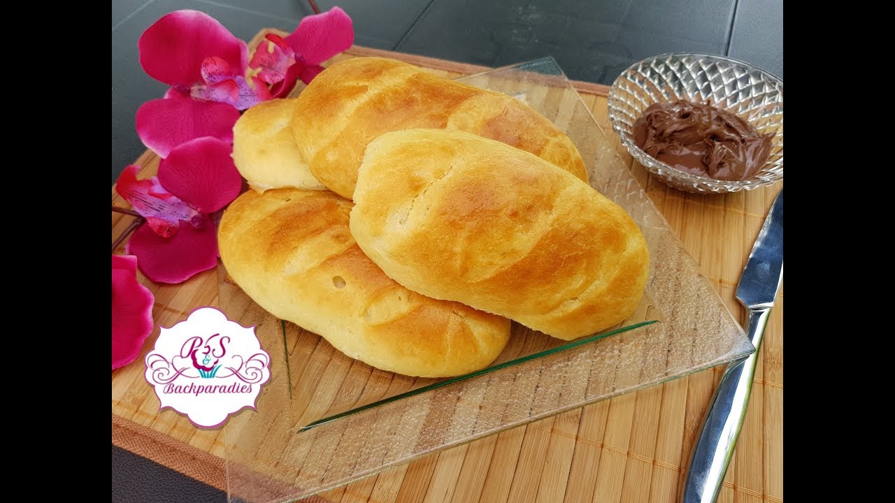 Feine Milchbrötchen / Yumusak Sütlü Ekmekler