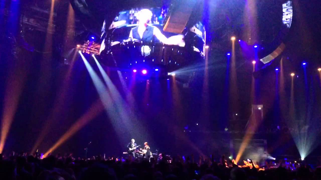 Muse live performing Resistance SSE Hydro Glasgow Monday 18th April 2016