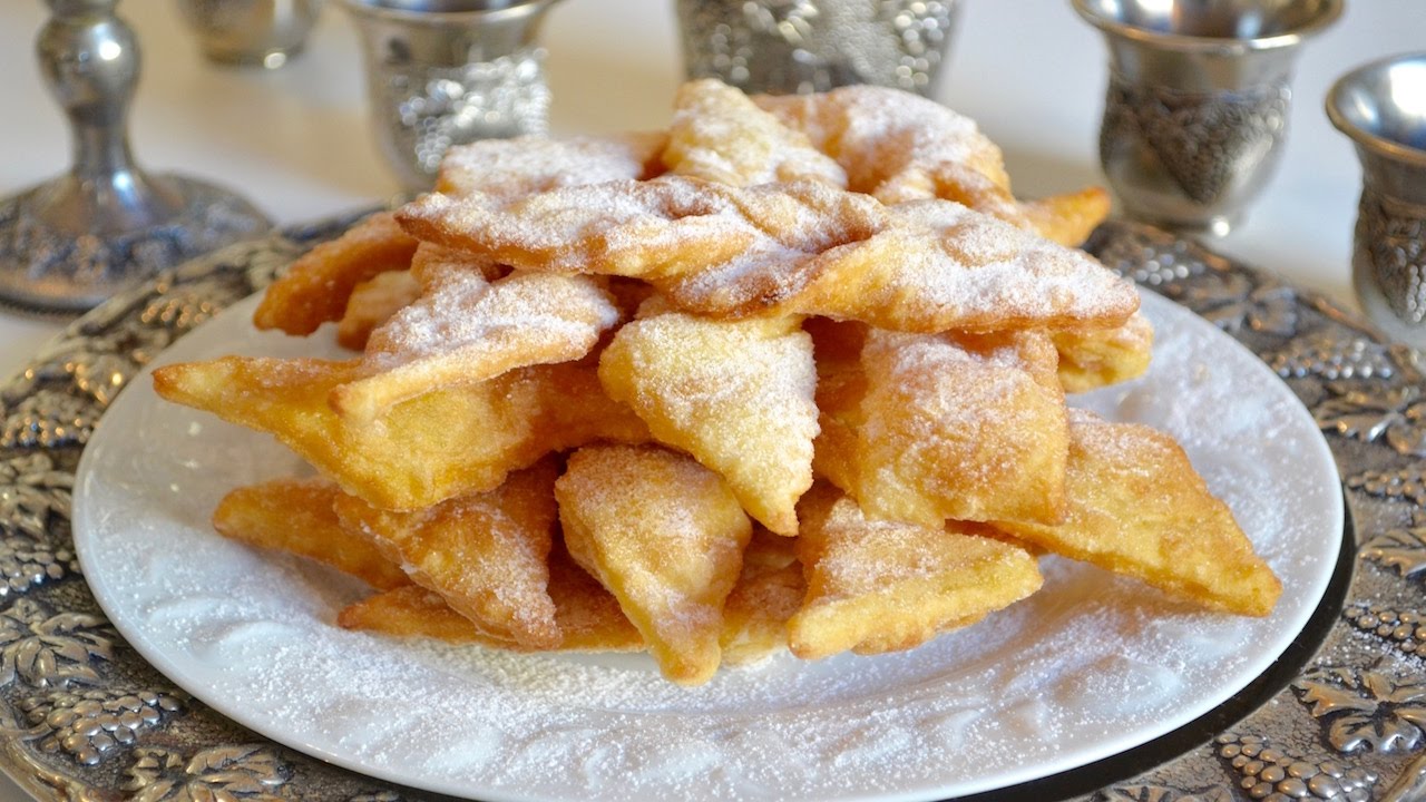 la recette de Chrusciki polonais/mayaencuisine