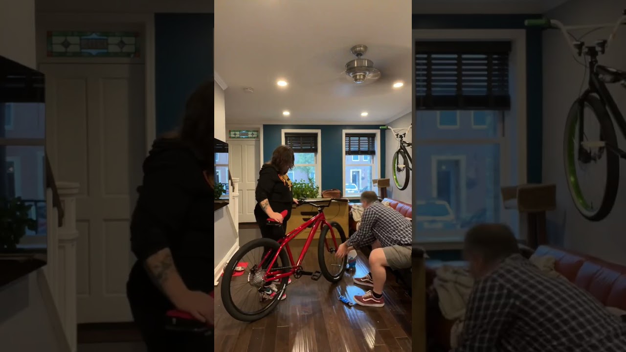 Unboxing my new ​⁠@Mafia-bike Chenga 😍 #baltimore #bikelife #bmx