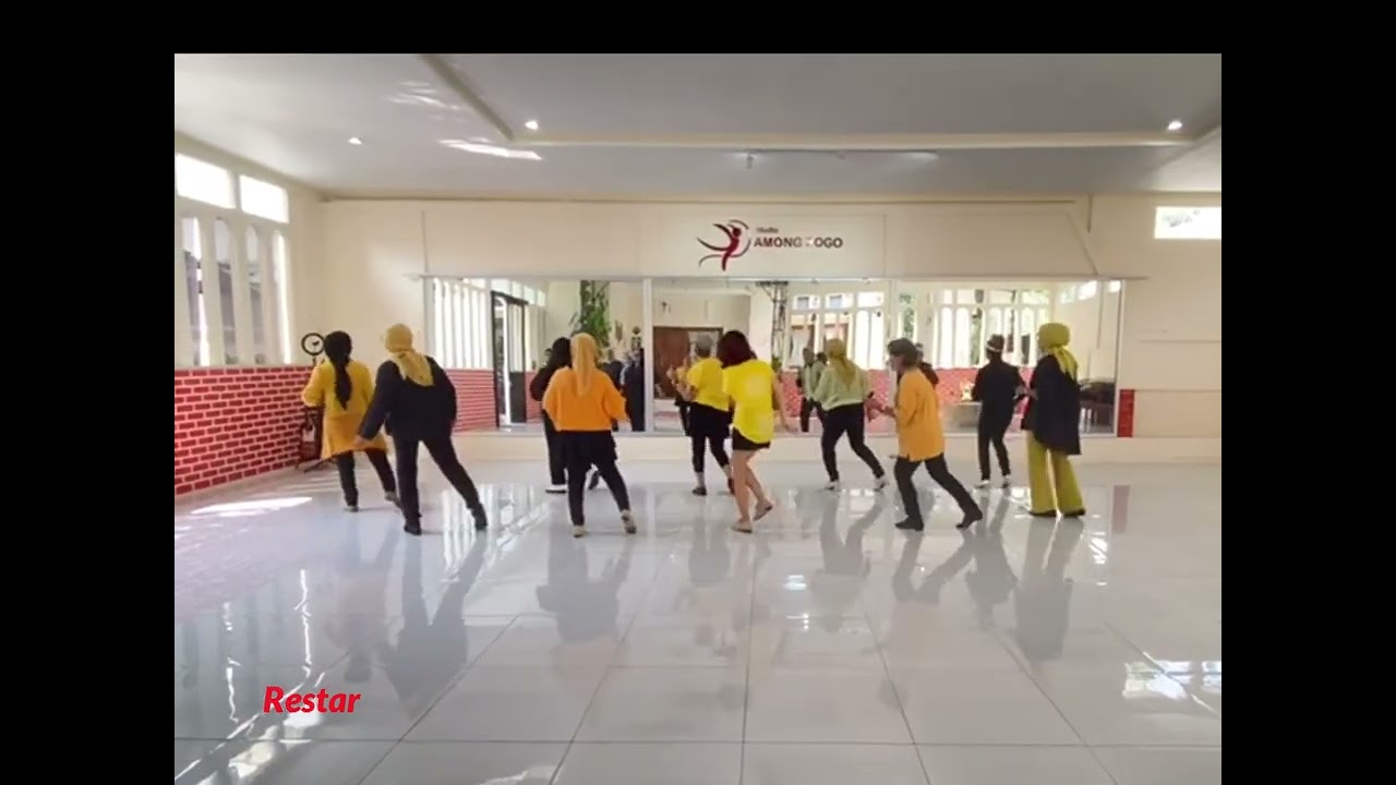 Ez Dance Line Dance Choreo Ivonne Verhagen & Giuseppe Scaccianoce- C32 W 4- studio Among Rogo Class 