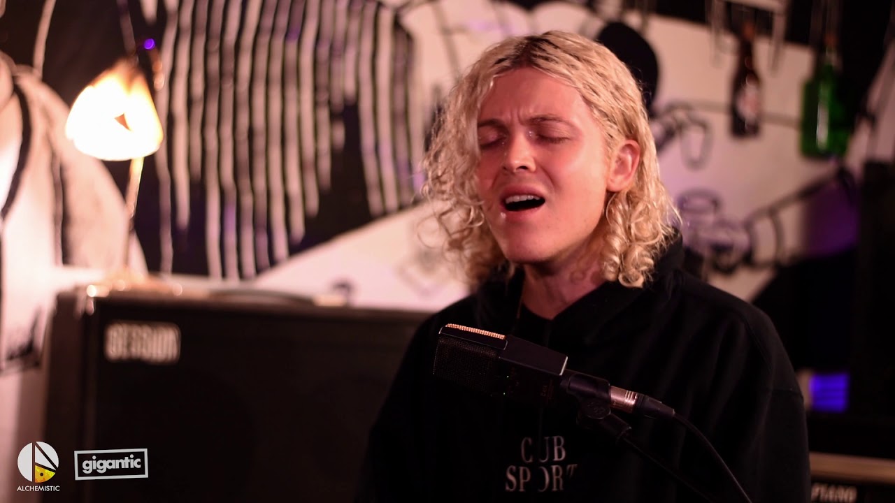 Cub Sport - Chelsea Hotel no 2 (Leonard Cohen Cover) | The Moonshine Sessions