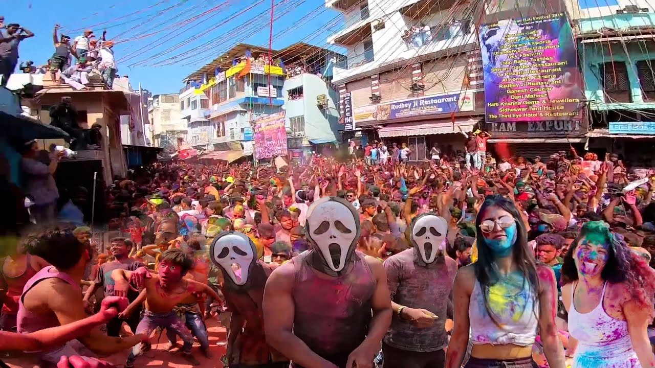 HOLI IN PUSHKAR 😱 Biggest Trance Party !!