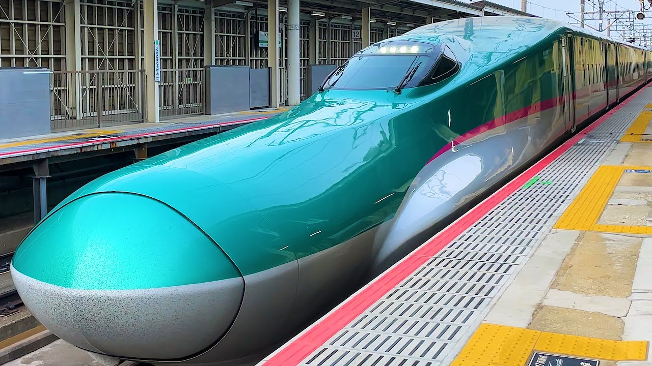 Japan's Fastest Shinkansen Like a Bullet