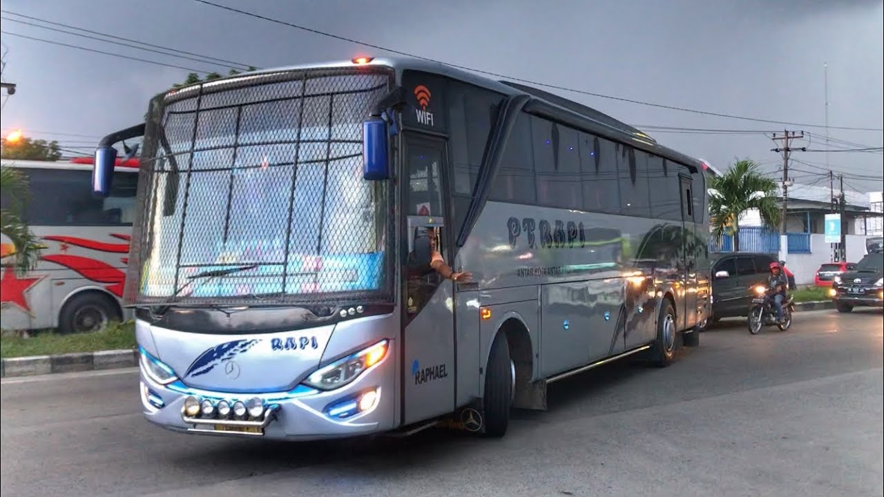 TERJADI LAGI !!! AKIBAT TERJEBAK MACET SEMALAMAN BUS PT RAPI MEDAN JAMBI JADI TELAT BEGINI !!!