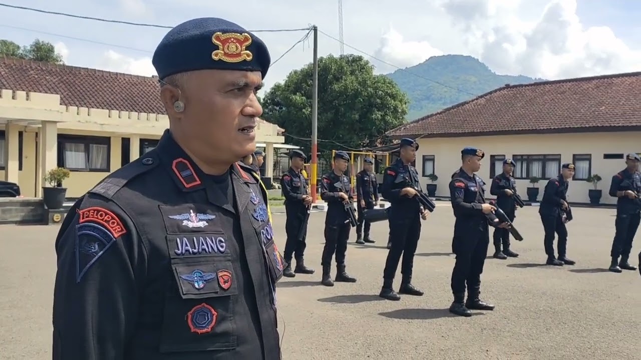 BERLATIH DAN TERUS BERLATIH || KEGIATAN LATIHAN PHH KOMPI 3 BATALYON A PELOPOR SATBRIMOB POLDA JABAR