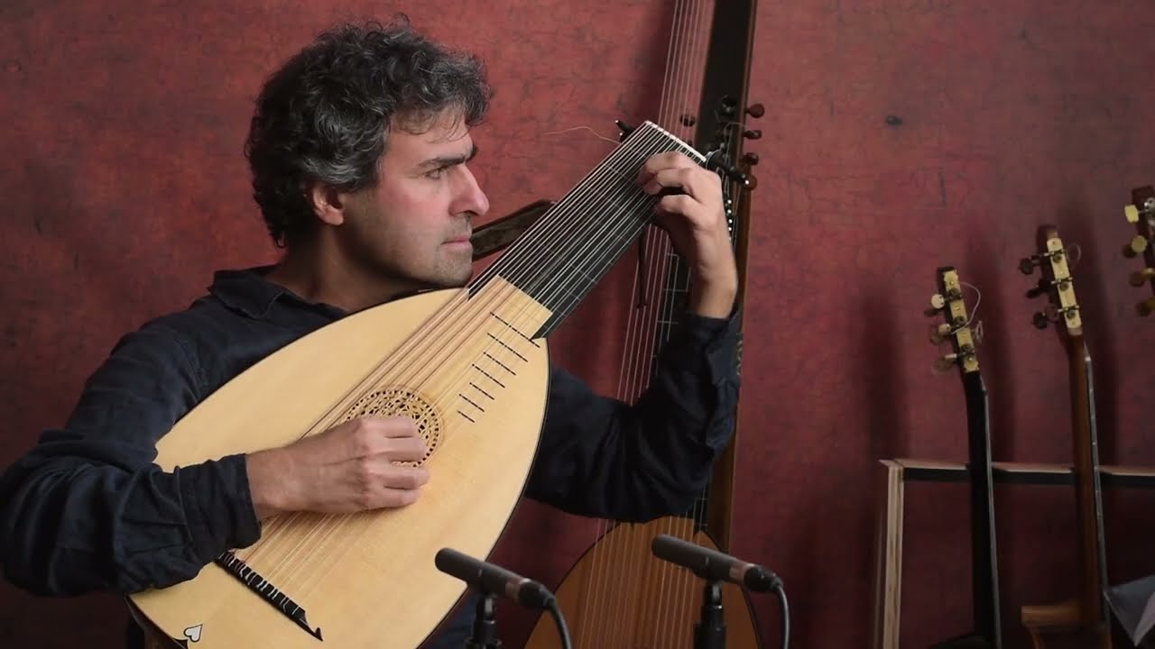 John Dowland: 'Fortune my foe' on lute