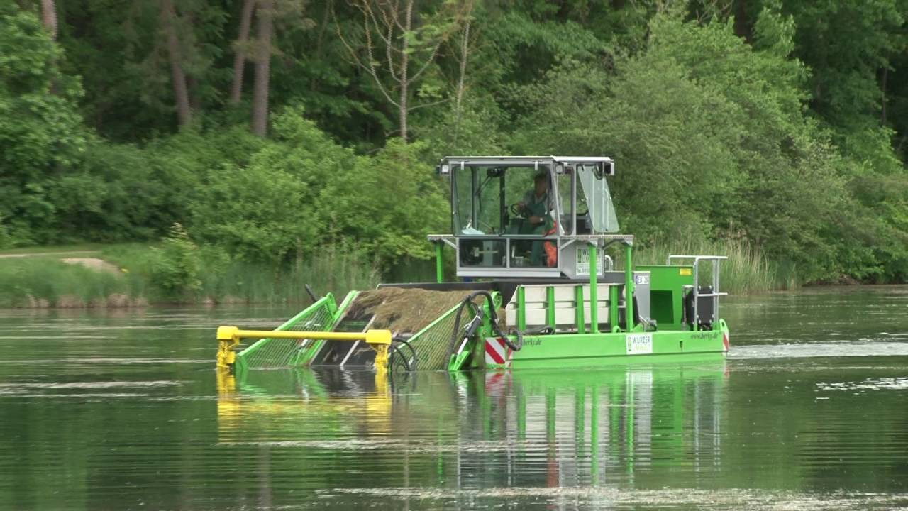Wurzer Umweltdienst | Gew&auml;sserpflege-M&auml;hsammelboot