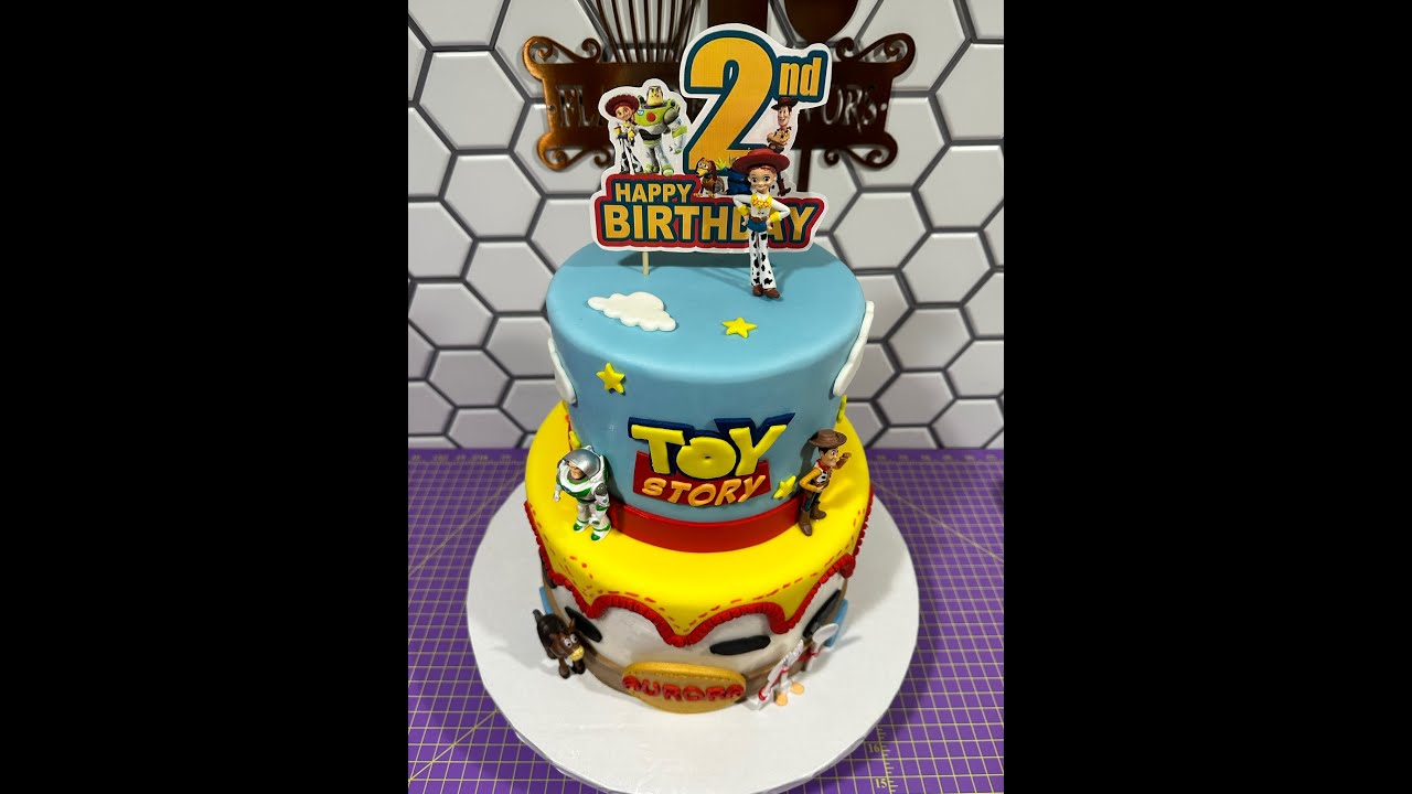 Episode 034: How to Make a 2 Tier Toy Story Cake