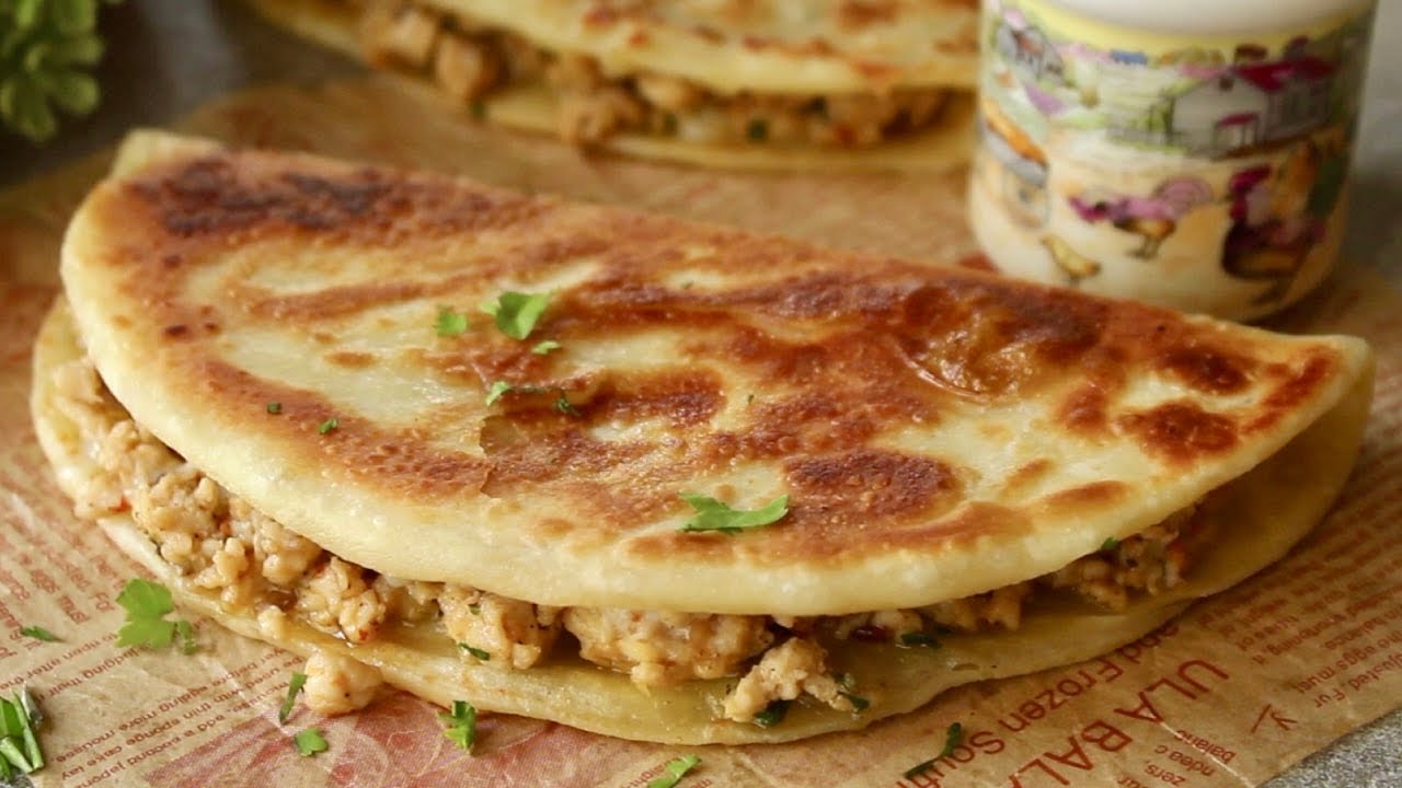 Ramadan Special Chicken Cheese Paratha Recipe 😍 By Chef Hafsa