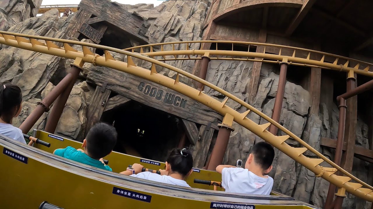 Snow Mountain Racer @ Harbin Sunac Land, Harbin, China - onride POV