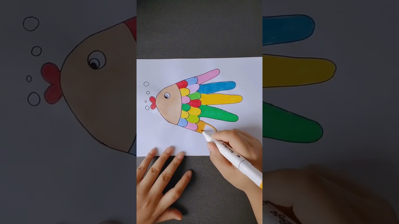 Draw fish together with the palm of your hand 