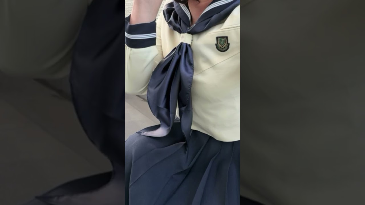 セーラー服は風に負けない