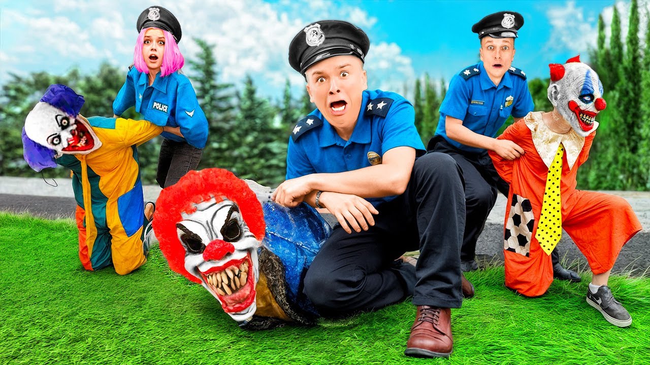 Catturata una BANDA di CLOWN ! *Siamo diventati agenti di polizia per un giorno*