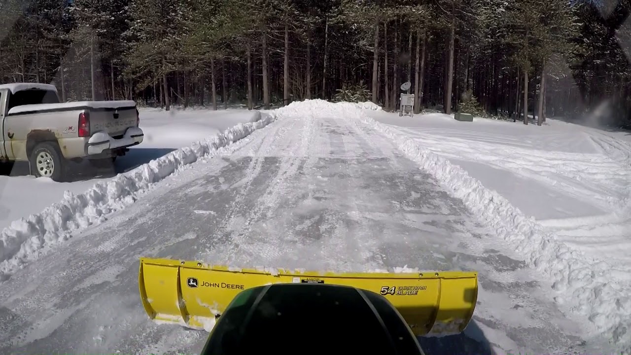 John Deere X585 with 72inch blade snowplowing 3 12 19