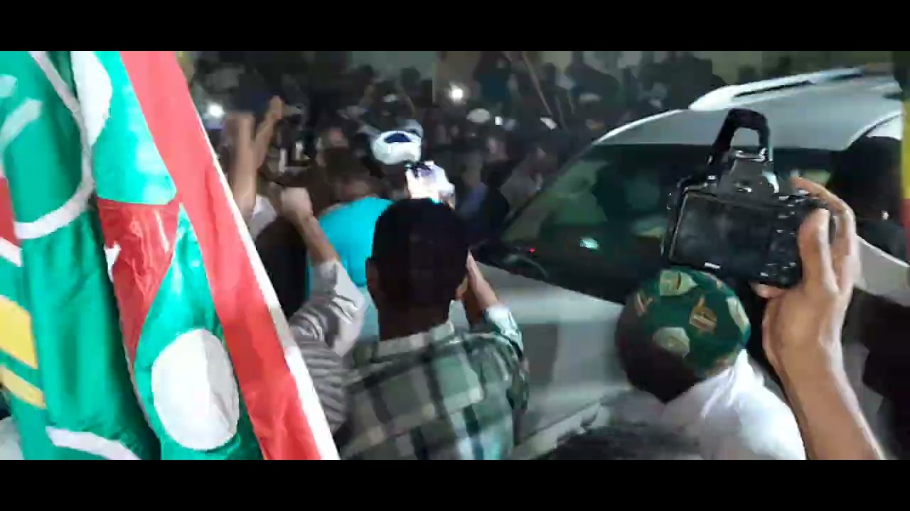 الخليفه الشيخ محمد الشيخ عبدالله الشيخ العباس يستقبل خليفة العركيين مولانا الشيخ الريح ازرق طيبة 