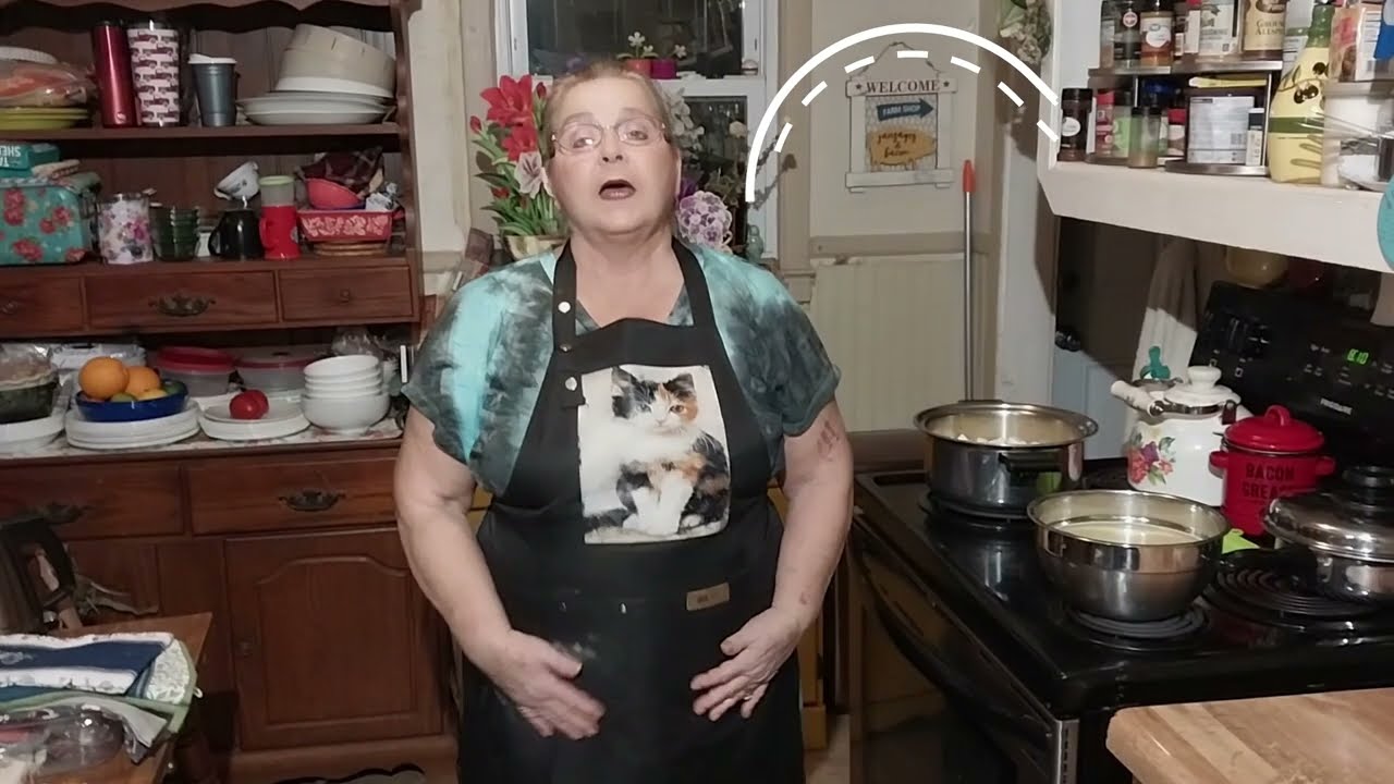 Appalachian cooking with Brenda - old-timey hamburger & potato soup