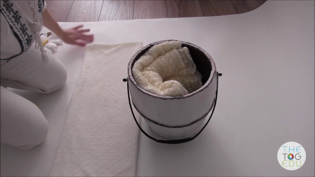 How to stuff a bucket for newborn photography session.