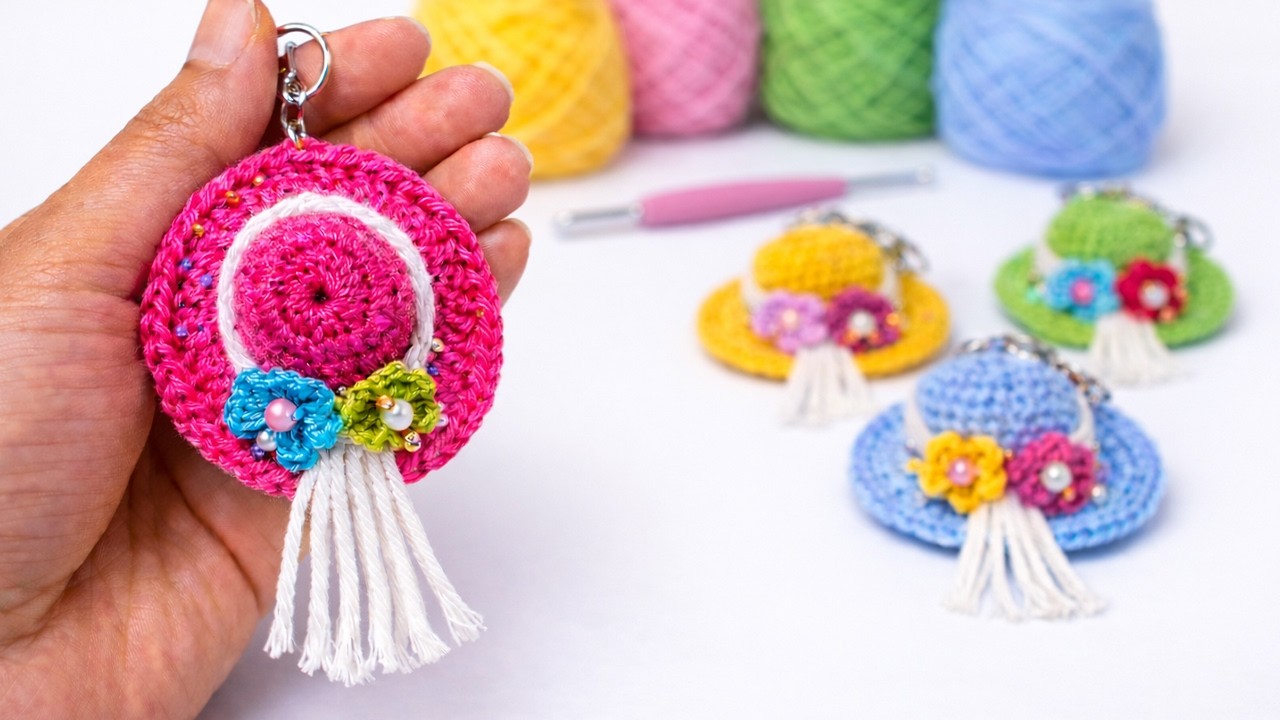 This Simple Hat Keychain Makes Amazing Handmade Gifts