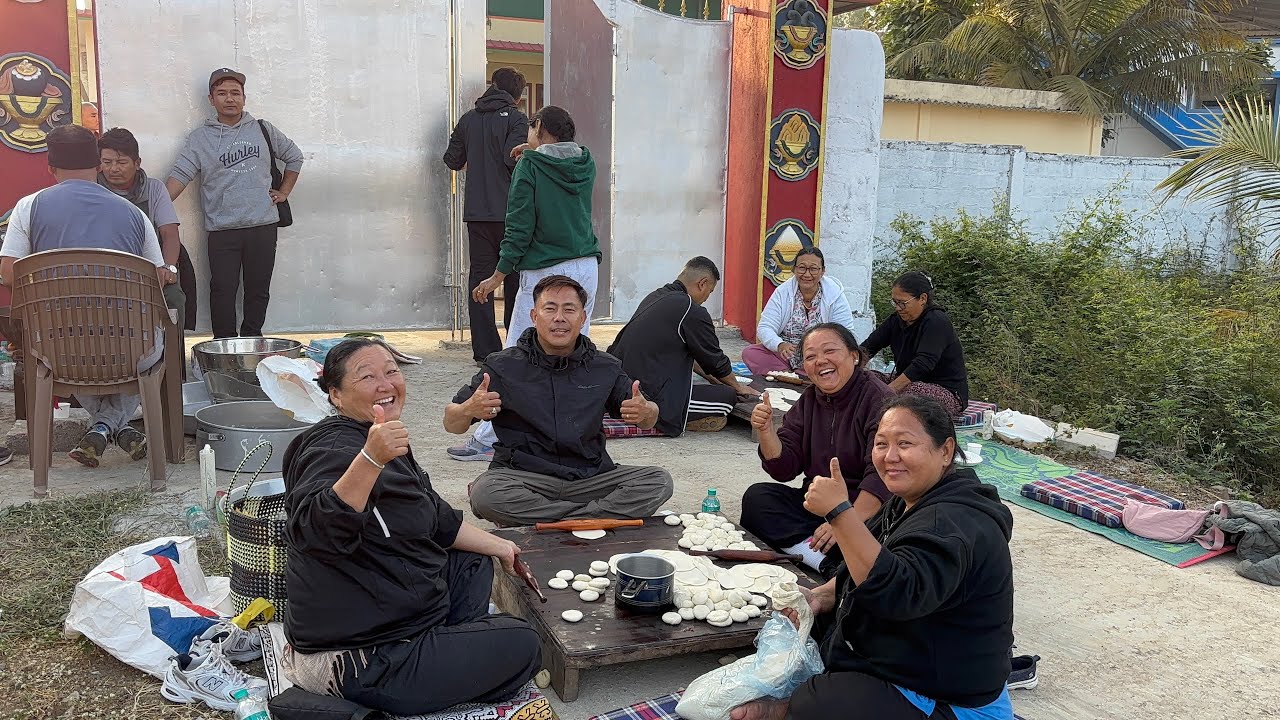 Serving the Community Potale Phosa Tsokpa Camp 4 Mundgod #dalailama #mundgod #tibetanvlogger 