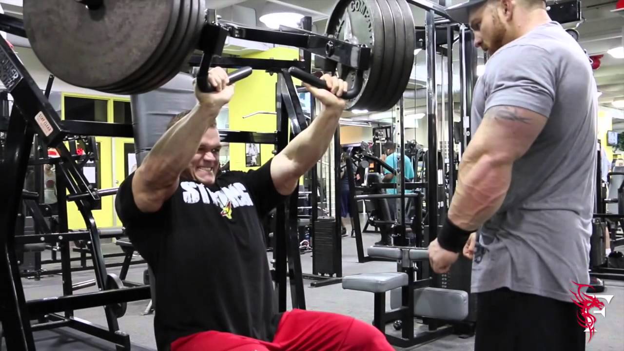 Light Chest Training With Flex Lewis and Dallas McCarver