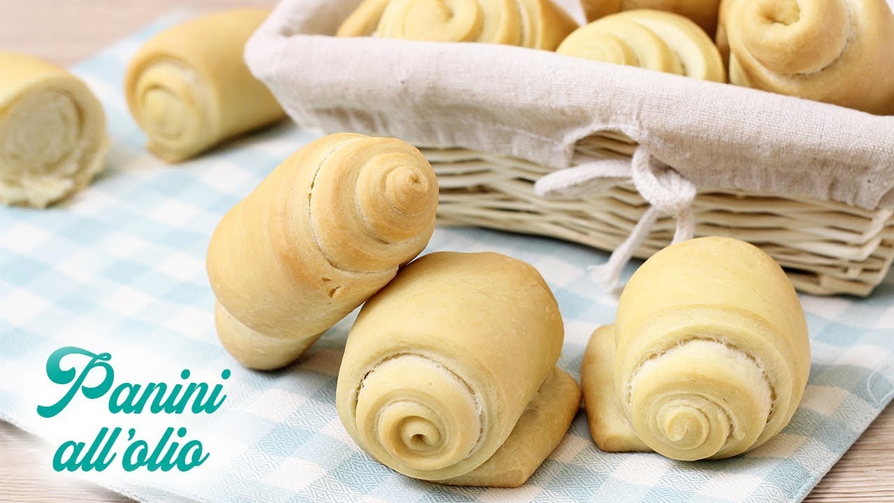 PANINI ALL'OLIO "ARROTOLATI" SOFFICISSIMI Ricetta facile | pane fatto in casa | oil bread